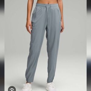 Lululemon License To Train Joggers - Belgian Blue - 6